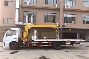 中方附近汽车轮胎更换